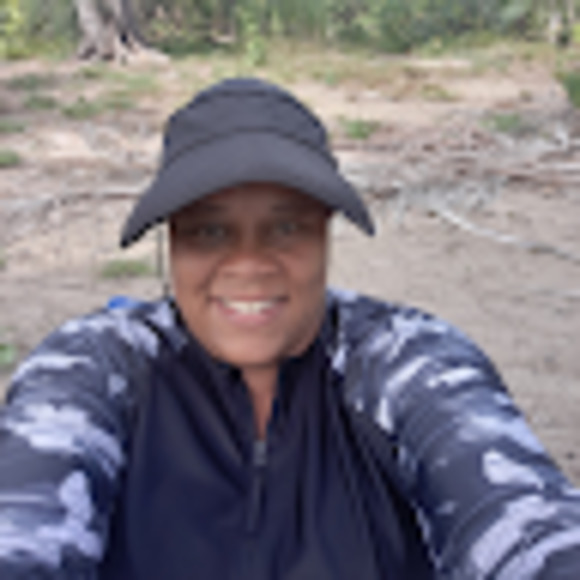 Meet your Posher, Lynnette - Picture 1 of 1